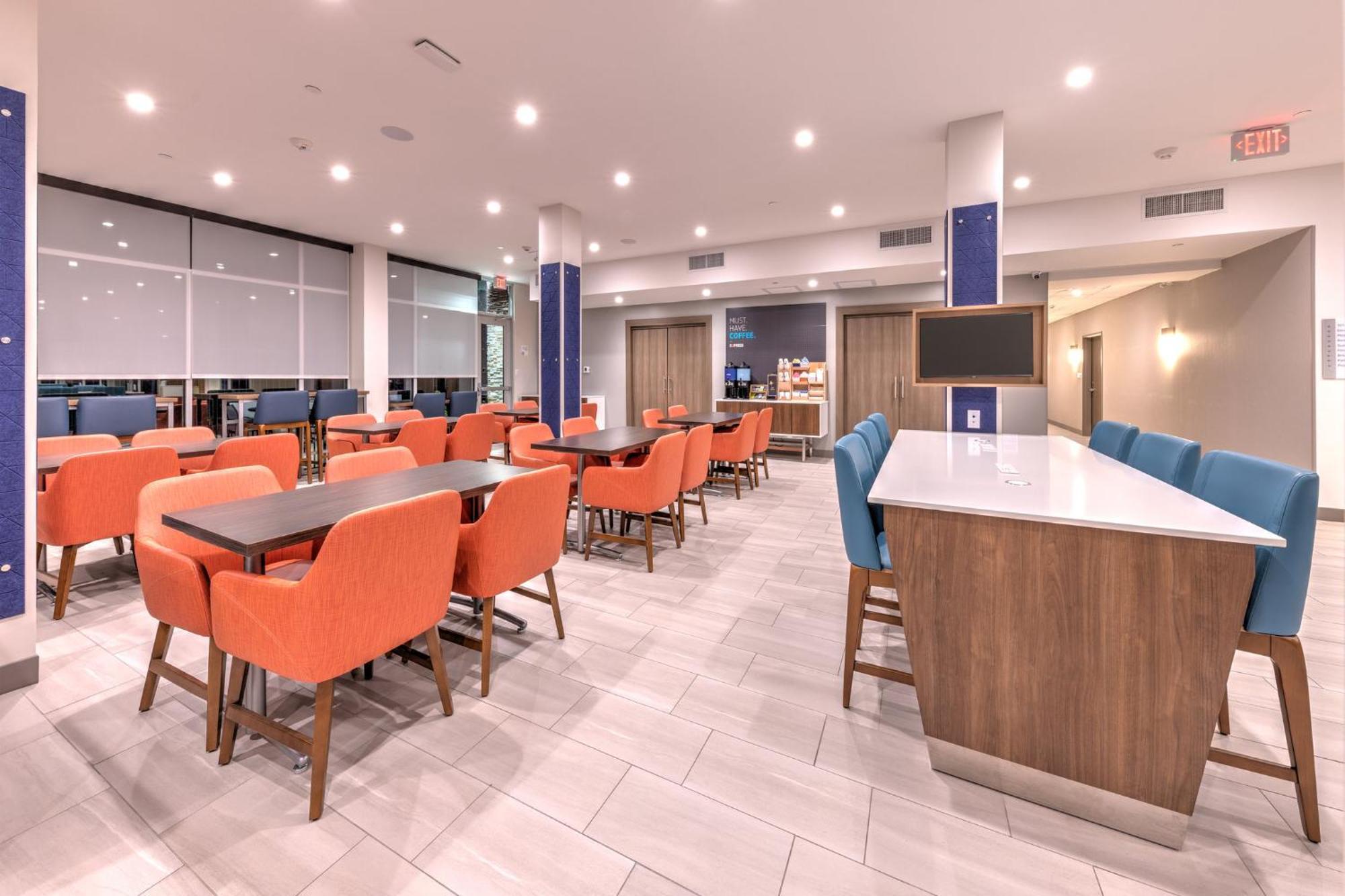 Holiday Inn Express & Suites Austin Airport East By Ihg Eksteriør bilde