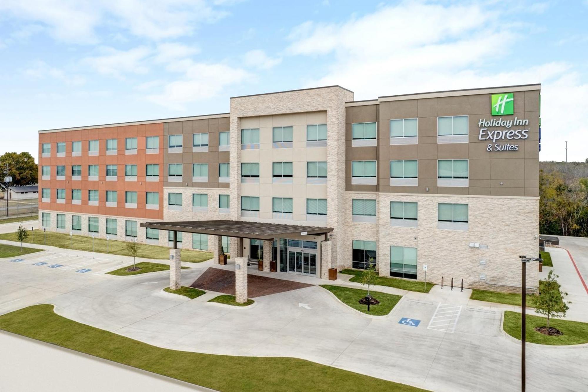 Holiday Inn Express & Suites Austin Airport East By Ihg Eksteriør bilde