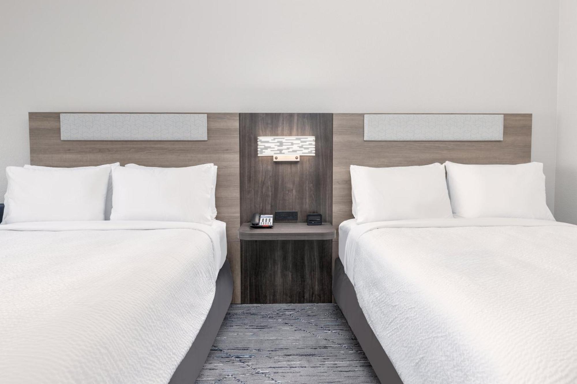 Holiday Inn Express & Suites Austin Airport East By Ihg Eksteriør bilde